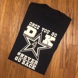 Men’s cowboys T-shirt.